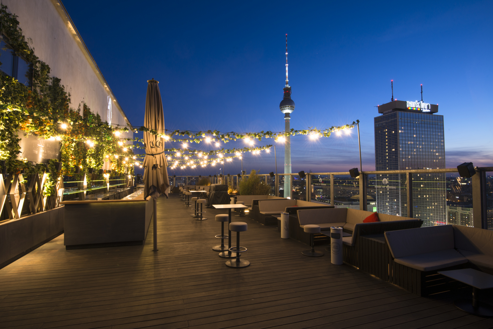 Eröffnung im Weekend Club